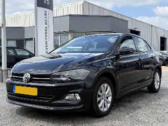 Schadeauto Volkswagen Polo 1.0 TSI Comfortline Business 2018/8