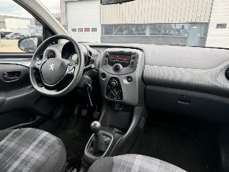 Peugeot 108 1.0 e-VTi Active TOP! picture 11