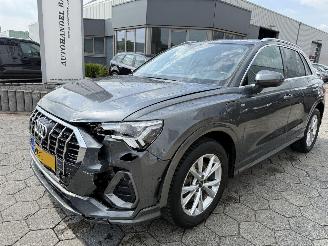 Audi Q3 45 TFSI e S edition picture 4