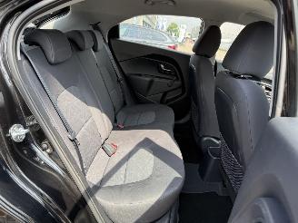Kia Rio 1.2 CVVT picture 13