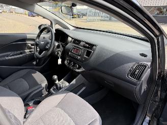 Kia Rio 1.2 CVVT picture 15
