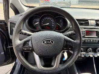 Kia Rio 1.2 CVVT picture 17