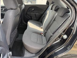 Kia Rio 1.2 CVVT picture 11