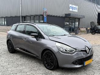 Renault Clio Estate 0.9 TCe Expression picture 3