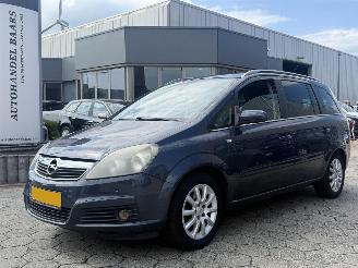 Voiture accidenté Opel Zafira 1.6 Executive 2006/9
