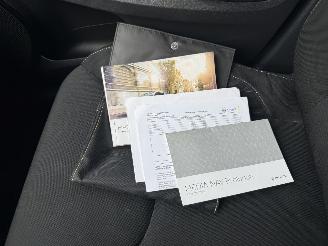 Renault Clio Estate 0.9 TCe Limited picture 21