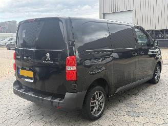 Peugeot Expert 231S 2.0 BlueHDI 120 Premium Pack picture 3