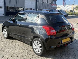 Suzuki Swift 1.2 Comfort Smart Hybrid picture 6