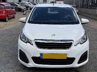 Peugeot 108 1.0 e-VTi Active picture 2