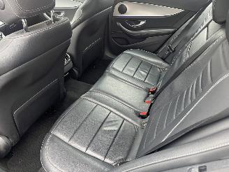 krockskadad bil auto Mercedes E-klasse E-klasse 220 d Ambition Estate automaat  Amg 2017/9