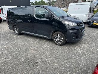 uszkodzony samochody osobowe Opel Zafira Zafira 2.0 CDTI L3 H1 9 persoons 2022/11