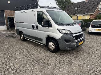 škoda dodávky Peugeot Boxer 330 2.2 HDI L1H1 Première 2014/6