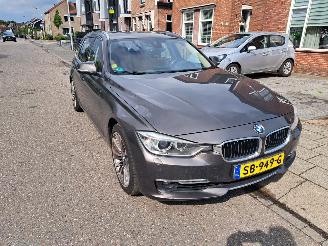 Voiture accidenté BMW 3-serie 3531 Xdrive high exec. automaat 2013/1