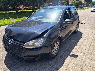Unfallwagen Volkswagen Golf 1.2 tsi trend line 2012/5