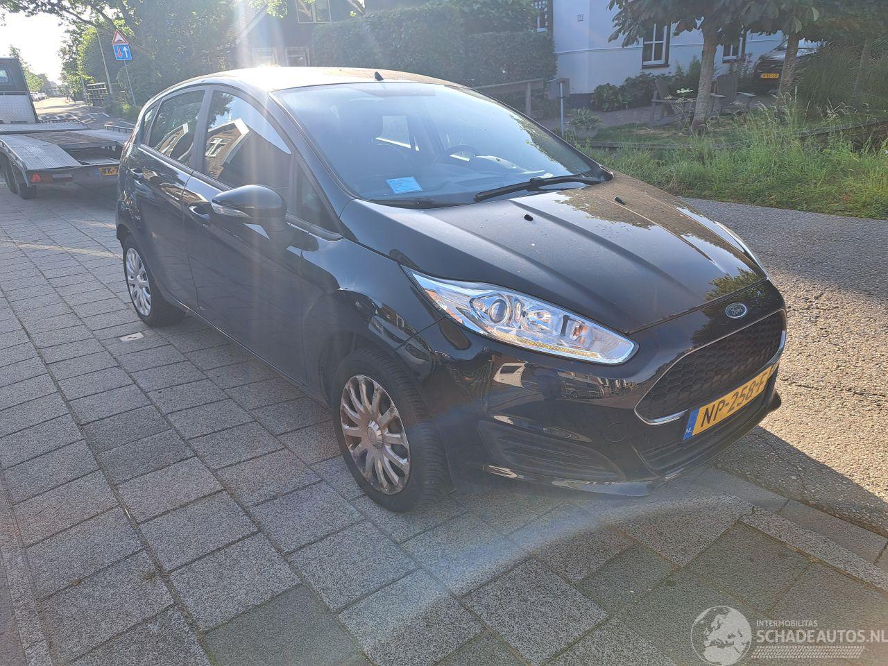 Ford Fiesta 1.0i style essential