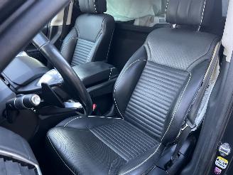 Land Rover Discovery Sport 3.0 TD6 FIRST EDITION (GRIJS KENTEKEN) PANO picture 16