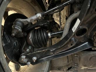 Volkswagen e-Golf  picture 9