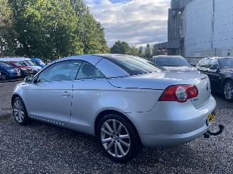 Volkswagen Eos 2.0-16V FSI AIRCO NAVI LEDER picture 3