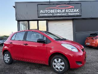 occasion passenger cars Toyota Yaris 1.0 VVTi Acces AIRCO 5drs NIEUWE APK 2010/4