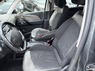 Citroën C4-picasso GRAND PICASSO 1.6 e-HDI EXCLUSIVE 7-pers AUTOMAAT picture 14