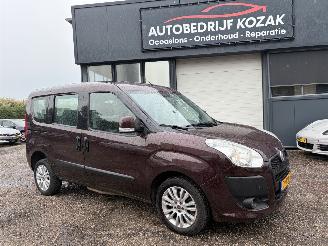 voitures voitures particulières Fiat Doblo 1.4 Emotion AIRCO ROLSTOELAUTO 3+1 2010/1