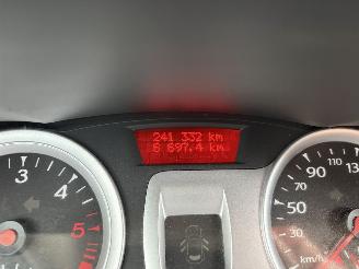 Renault Clio 1.5 DCI Collection AIRCO PANORAMA picture 13