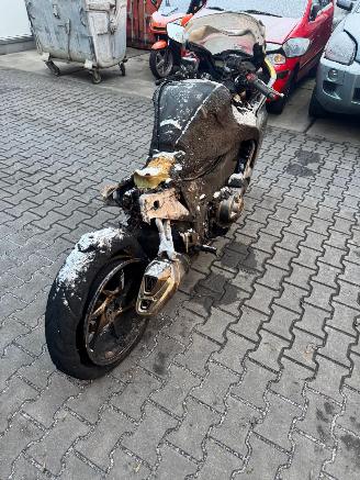 desmontaje motos Honda VFR 1200 F DCT ABS 2014/6