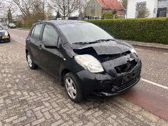 Schadeauto Toyota Yaris 1.3-16V VVT-i SOL 2006/2