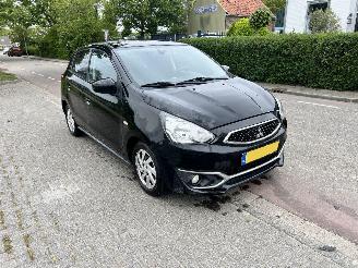 Vaurioauto  passenger cars Mitsubishi Space-star 1.0 Intense 2018/3