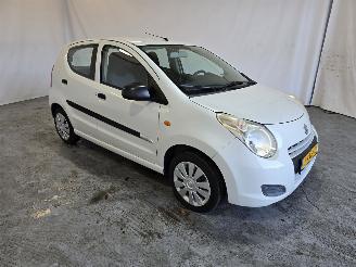 Damaged car Suzuki Alto 1.0 Comfort EASSS 2013/8