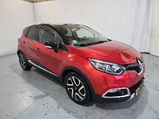 Voiture accidenté Renault Captur 1.2 TCe Helly Hansen 2015/1