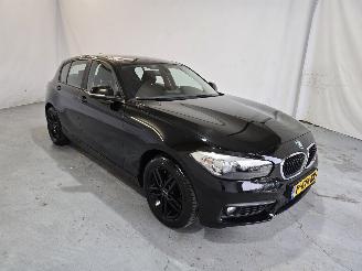 uszkodzony samochody osobowe BMW 1-serie 116i M Sport 2016/1