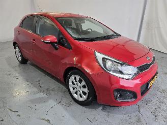 damaged passenger cars Kia Rio 1.2 CVVT Plus Pack 2013/4