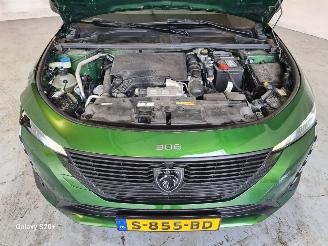 Peugeot 308 1.2 PureTech Active Pack Business picture 14