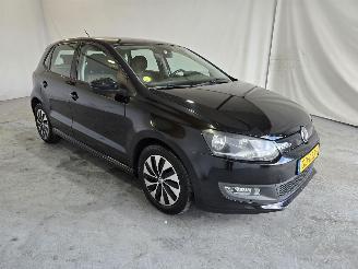 Schadeauto Volkswagen Polo 1.4 TDI BlueMotion 2015/4