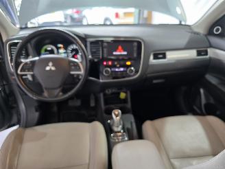 Mitsubishi Outlander 2.0 PHEV Instyle picture 24