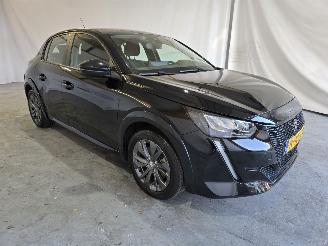 Schadeauto Peugeot 208 EV Active Pack 50 kWh 2021/11