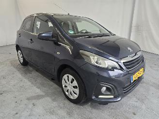 damaged passenger cars Peugeot 108 1.0 e-VTi Active 2015/9