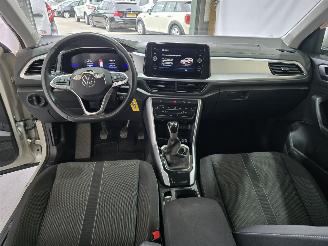 Volkswagen T-Roc 1.0 TSI Life Bns picture 25