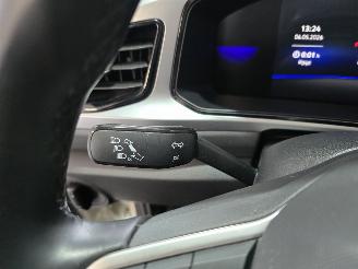 Volkswagen T-Roc 1.0 TSI Life Bns picture 29