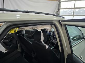 Volkswagen T-Roc 1.0 TSI Life Bns picture 15