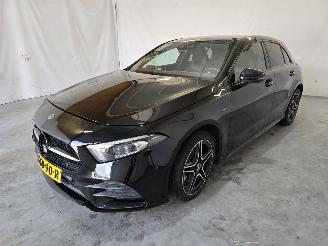 Mercedes A-klasse 250 e Premium Plus picture 3