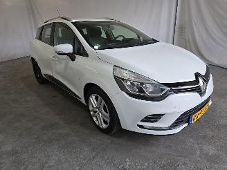 Vaurioauto  passenger cars Renault Clio 0.9 TCe Zen 2018/1