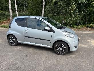 uszkodzony samochody osobowe Citroën C1 1.0-12V Ambiance 2011/10