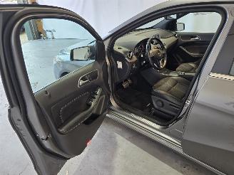 Mercedes B-klasse 180 Ambition picture 16