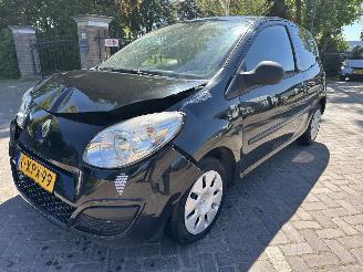 uszkodzony samochody osobowe Renault Twingo 1.2 Acces 2008/4