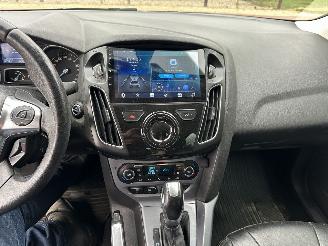 Ford Focus 1.6 TI-VCT Titanium picture 12