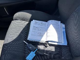 Ford Mondeo 2.0-16V Titanium picture 11