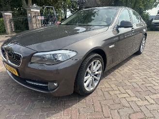 skadebil auto BMW 5-serie 523i High Executive 2011/10