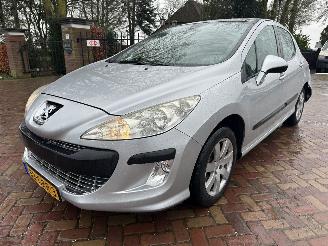 Schadeauto Peugeot 308 1.6 VTi XS 2008/9